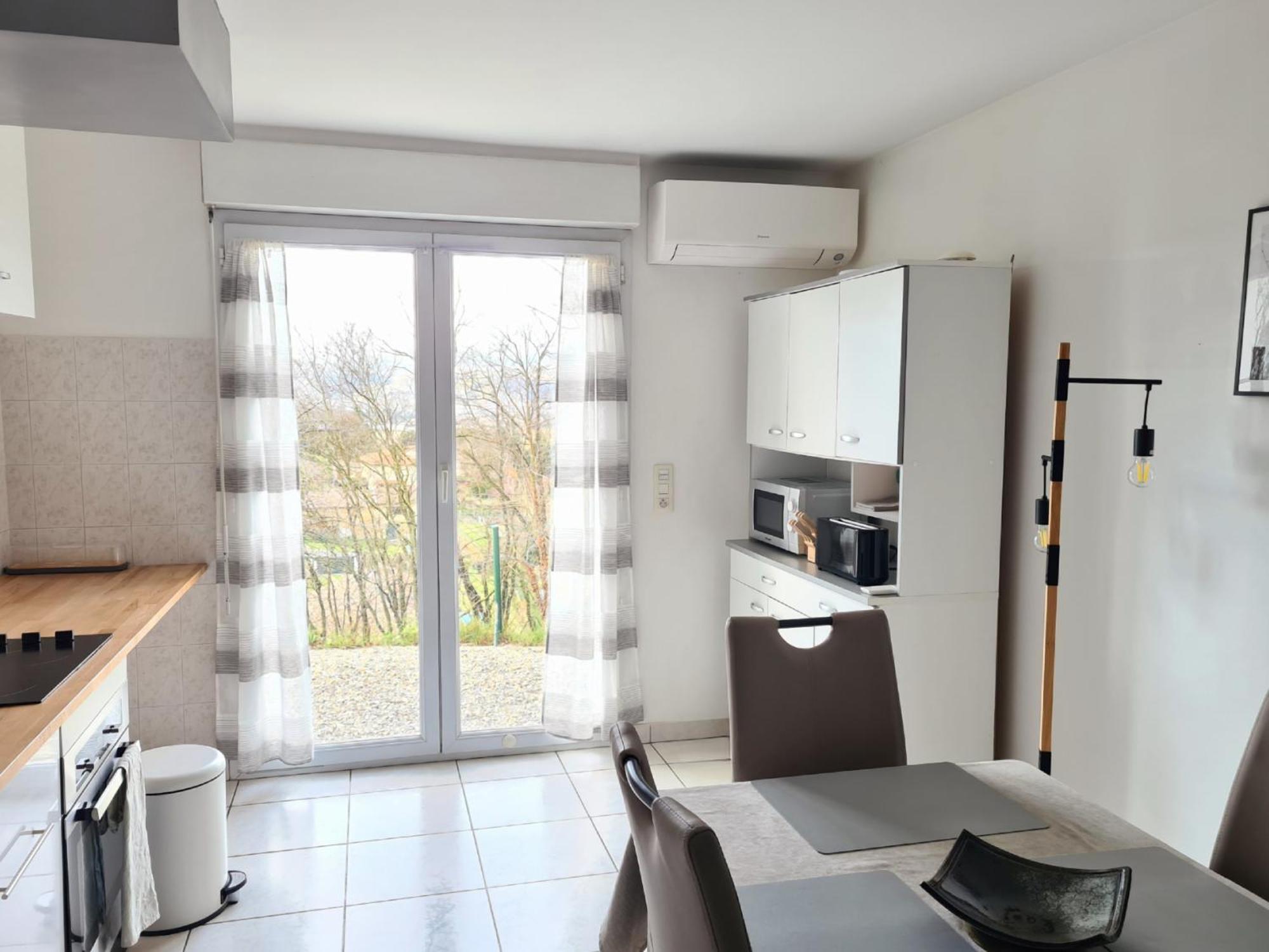 Gite De 70M² Avec Vue Sur Le Massif Du Pilat Clonas-sur-Vareze Bagian luar foto